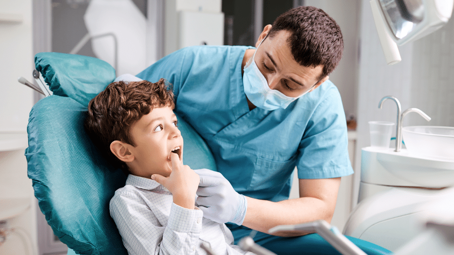 Signs It’s Time To Schedule a Dentist Visit for Your Child